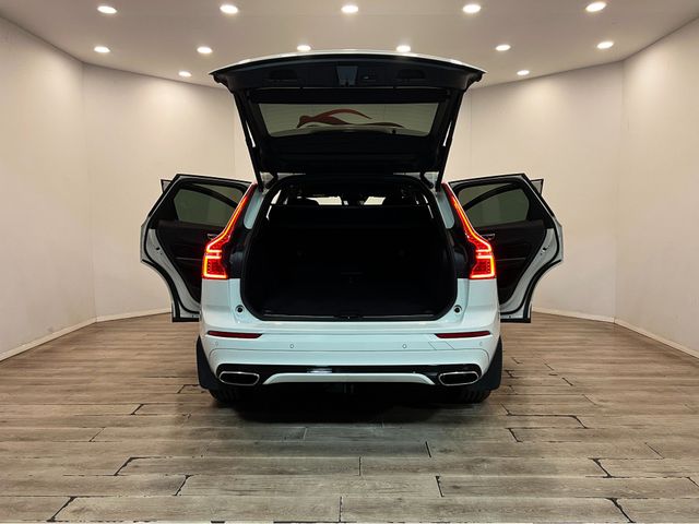 Image for 2018 Volvo XC60 2.0 D4 R-DESIGN AWD 190BHP AUTO