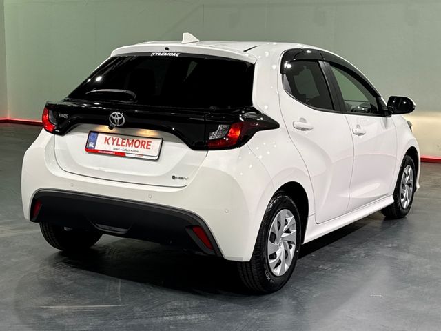 Image for 2024 Toyota Yaris HYBRID 1.5L PETROL AUTOMATIC - REVERSE CAMERA - ADAPTIVE CRUISE CONTROL/LANE ASSIST