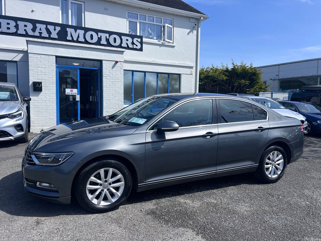 Image for 2017 Volkswagen Passat 2017 VW PASSAT 1.6TDI CL DSG AUTO LOW KMS