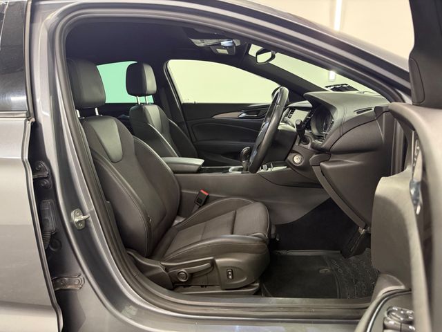 Image for 2021 Opel Insignia **2 KEYS **MULTI FUNCTION STEERING WHEEL **HEATED STEERING WHEEL **ADAPTIVE CRUISE CONTROL **HEATED SEATS **DUAL DIGITAL CLIMATE CONTROL **DIGITAL TOUCH SCREEN RADIO **APPLE CAR PLAY / ANDROID AUTO *