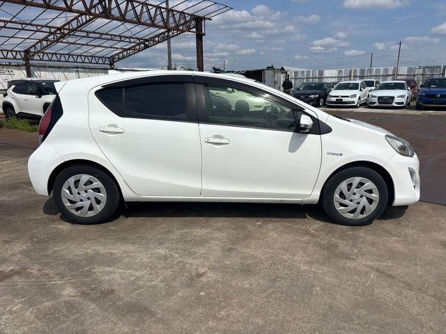 Image for 2016 Toyota Aqua S
