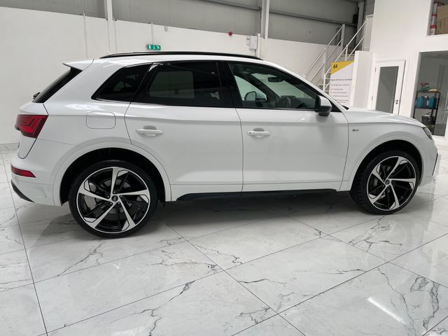 Image for 2023 Audi Q5 50 TFSI e 299HP S tronic quattro S Line