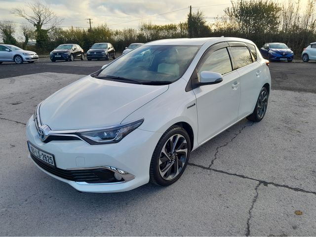 Image for 2016 Toyota Auris G Package Leather 