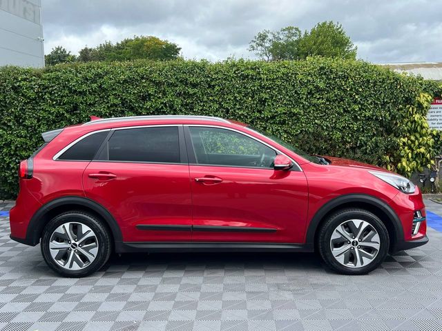Image for 2022 Kia e-Niro 2 EV 64KWH // SERVICE HISTORY // HALF LEATHER SEATS // DIAMOND CUT ALLOYS