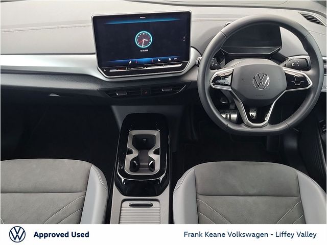 Image for 2024 Volkswagen ID.4 77KWH PRO PLUS 286BHP *SCALE SILVER* *LONGER RANGE* *ELECTRIC TAILGATE* *IQ HEADLIGHTS* *REAR VIEW CAMERA* *PCP AVAILABLE FROM €372PM* *BATTERY CERTIFIED*