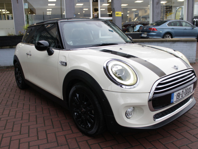 Image for 2019 Mini Cooper 1/5D COOPER SPORT EDITION WITH ONKLYB 79, 000KM'S // WHAT A CAR // HEATED LEATER RECARO TYPE SEATS // WELL WORTH VIEWING // BUY WITH CONFIDENCE AA AND SIMI APPROVED DEALER 2026 // FINANCE ARRNAGED // 