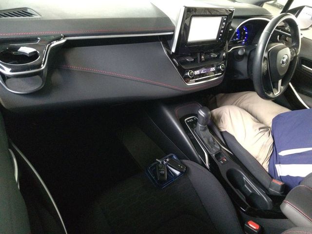 Image for 2019 Toyota Corolla GZ SPORT 1.8 PETROL HYBRID AUTO