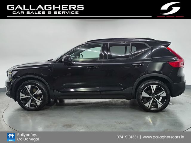 Image for 2022 Volvo XC40 (221) R-DESIGN T4 RECHARGE AUTO