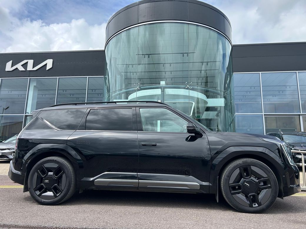 Image for 2025 Kia EV9 0% PCP & Finance*Electric GT-Line Range Over 500KM FAST CHARGING 10%-80% IN 24MINS!! 99.8 kWh BATTERY-, Leather Upholstery, Panoramic Sunroof, 3 year AA membership, 7 year warranty 