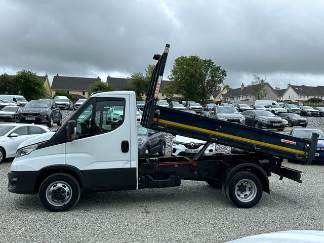 Image for 2022 Iveco Daily 3.5 Tonne Twin Wheel Tipper 140 BHP