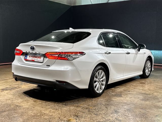 Image for 2020 Toyota Camry HYBRID 2.5 AUTOMATIC - FACTORY ALLOYS - TOYOTA SAFETY SENSE - RADAR CRUISE CONTROL - REVERSE CAMERA