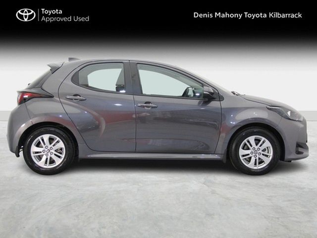Image for 2025 Toyota Yaris Yaris Hybrid 115 Luna