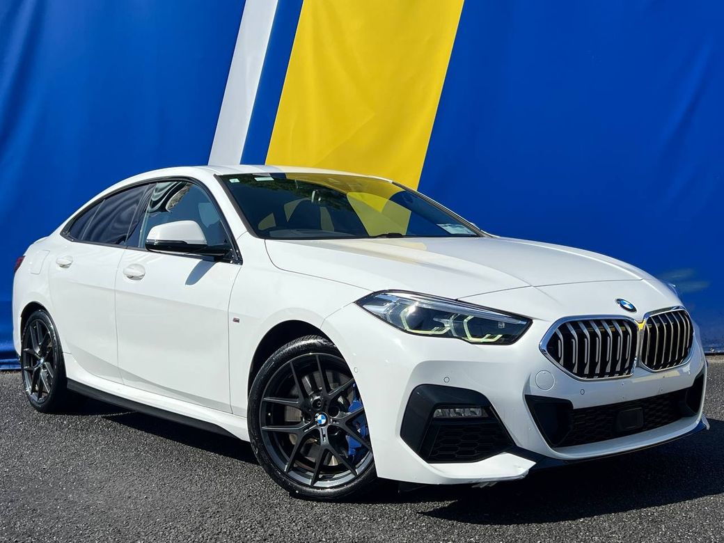 Image for 2021 BMW 2 Series 218d M-SPORT PRO 2.0 AUTO // LEATHER CUPPED M-SPORT SEATS // 18" BBS STYLE ALLOYS // APPLE CARPLAY/BLUETOOTH MUSIC 