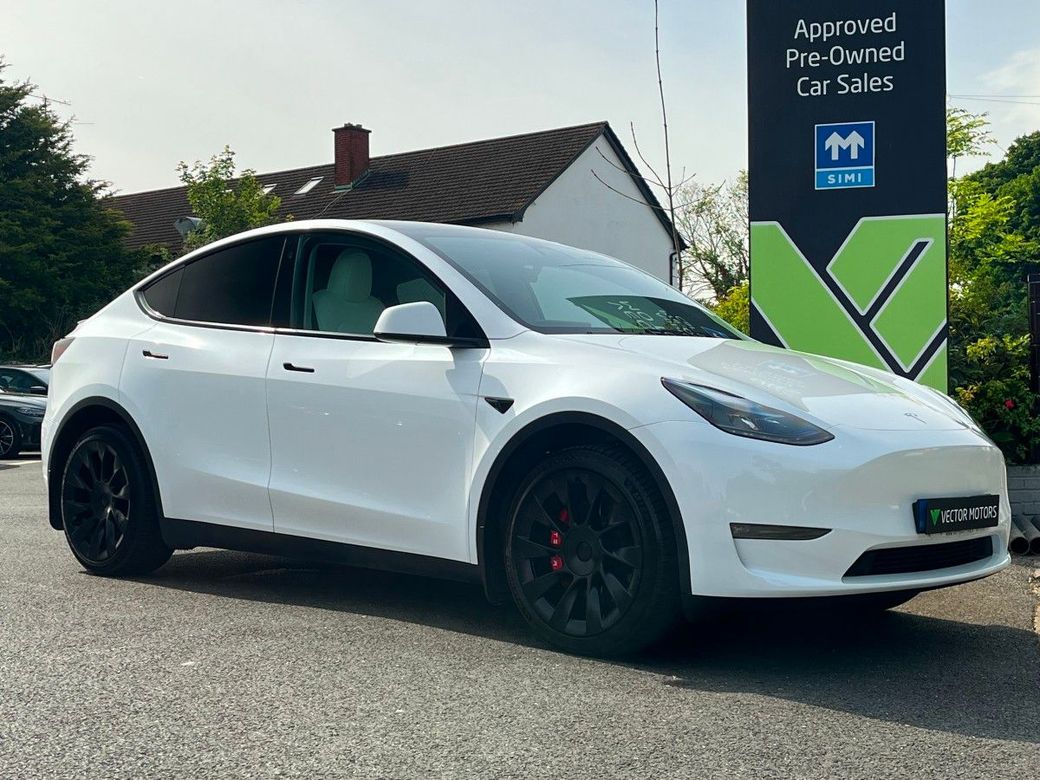 Image for 2024 Tesla Model Y WHITE INTERIOR RWD