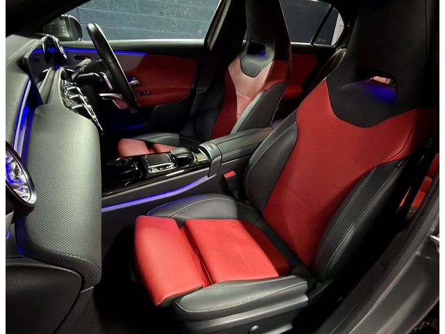 Image for 2019 Mercedes-Benz A Class A200D AMG Premium+ 