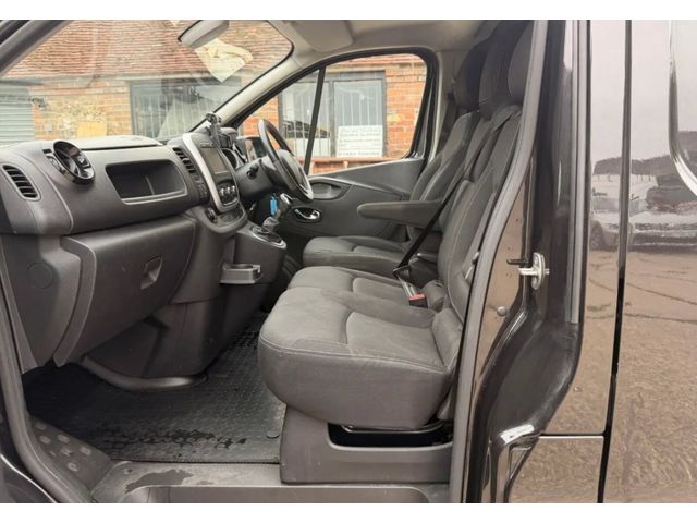 Image for 2020 Renault Trafic 