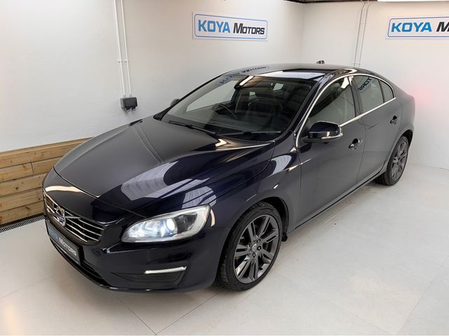Image for 2016 Volvo S60 2.0 D4 SE LUXURY PLUS DIESEL AUTOMATIC // MASSIVE SPEC // FULL HEATED LEATHER // REVERSING CAMERA // CRUISE CONTROL // LANE ASSIST // COLLISION WARNING SYSTEM // UPGRADED SPORT ALLOYS