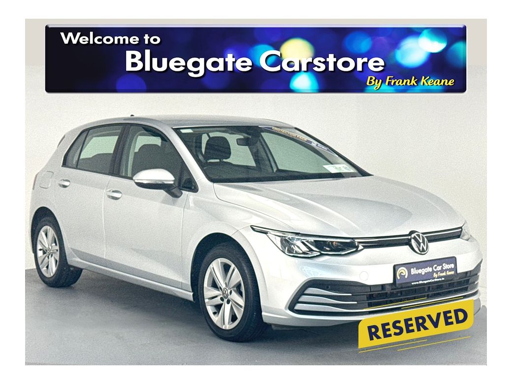 Image for 2021 Volkswagen Golf LIFE 2.0 TDI 115HP 5DR**ADAPTIVE CRUISE CONTROL**LANE ASSIST**DIGITAL CLIMATE CONTROL**FRONT & REAR PARKING SENSORS**REVERSINING CAMERA**WIRELESS PHONE CHARGER**HISTORY CHECKED**FINANCE ARRANGED**