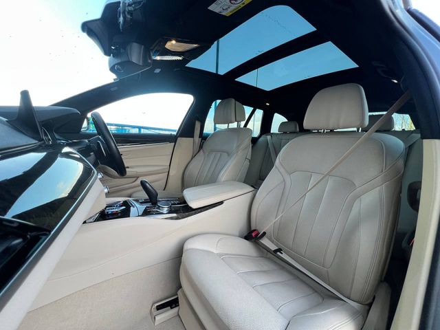 Image for 2018 BMW 5 Series 523d M-SPORT COMPETITION TOURING 2.0 // PANORAMIC SUNROOF // MASSAGE SEATS // 360 PARKING CAMERAS // DIGITAL CLUSTER