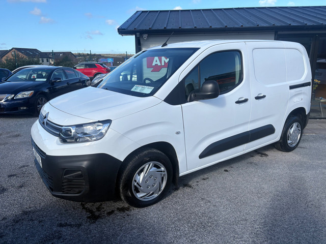 Image for 2021 Citroen Berlingo 