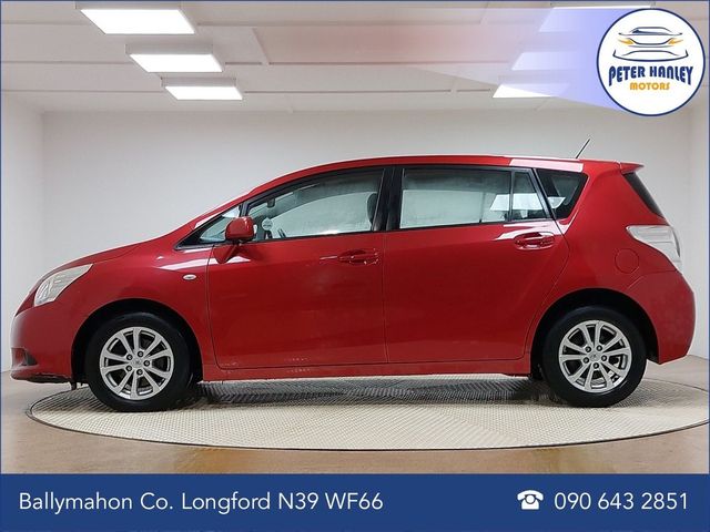 Image for 2013 Toyota Verso 2.0 D-4D 125bhp Aura