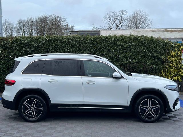 Image for 2023 Mercedes-Benz EQB EQB350 4MATIC AMG-LINE PREMIUM 7-SEATER // APPLE CARPLAY/ANDROID AUTO // AMBIENT LIGHTING // 18" AMG-LINE ALLOYS