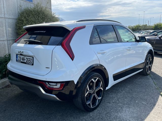 Image for 2023 Kia Niro K3 AUTOMATIC HYBRID 1.6 PETROL //HIGH SPEC//HALF LEATHER HEATED SEATS//HEATED STEERING WHEEL//ADAPTIVE CRUISE CONTROL//REVERSE CAMERA//SAT NAV//KEYLESS ENTRY//