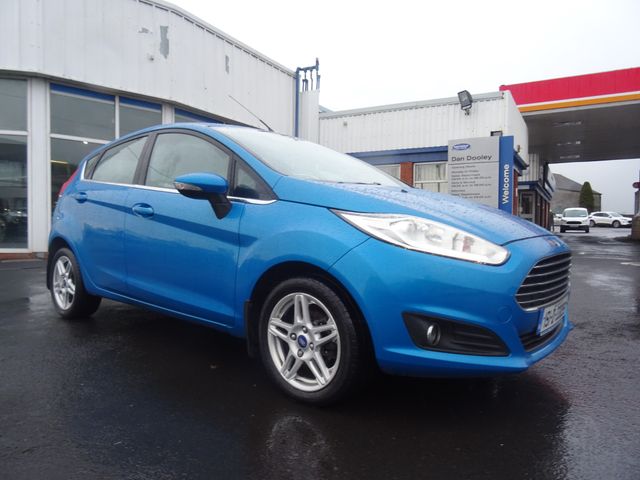 Image for 2015 Ford Fiesta Titanium Automatic 1.0 ECO 100PS 
