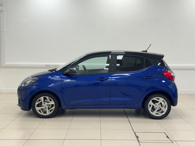 Image for 2022 Hyundai i10 i10 Deluxe Plus w.2 Tone Roof