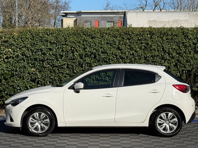 Image for 2016 Mazda Demio 1.3 SKYACTIV // MULTIMEDIA DISPLAY // BLUETOOTH MUSIC // AIR CONDITIONING