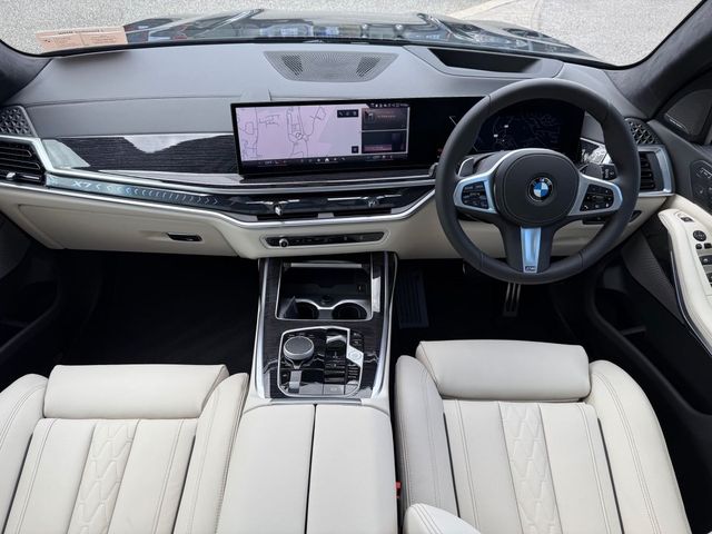 Image for 2026 BMW X7 xDrive40d M Sport Pro