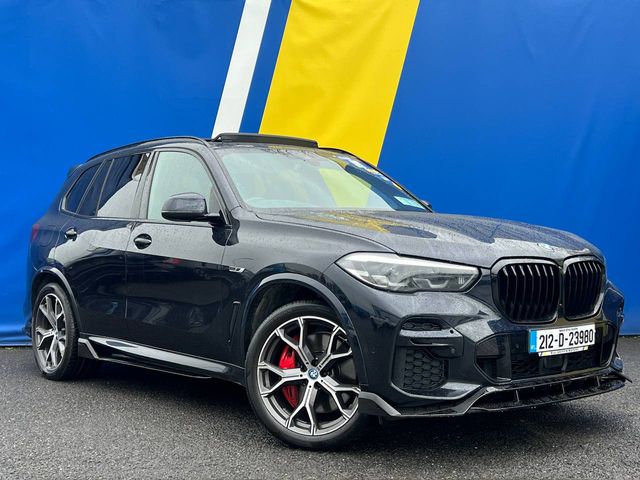 Image for 2021 BMW X5 XDRIVE45E M-SPORT COMPETITION ** HUGE SPEC ** // OPENING PAN ROOF // LEATHER M-SPORT HEATED SEATS // BRAND NEW XM 22" ALLOYS