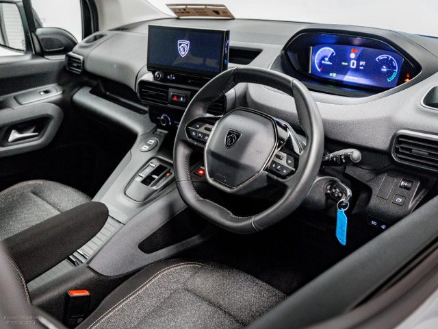 Image for 2024 Peugeot Rifter E-Allure 50kWh Auto 136HP - 7 Seats