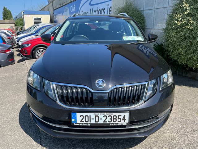 Image for 2020 Skoda Octavia COMBI ESTATE STYLE 2.0 DIESEL MANUAL //HEATED SEATS//SAT NAV//REVERSE CAMERA//
