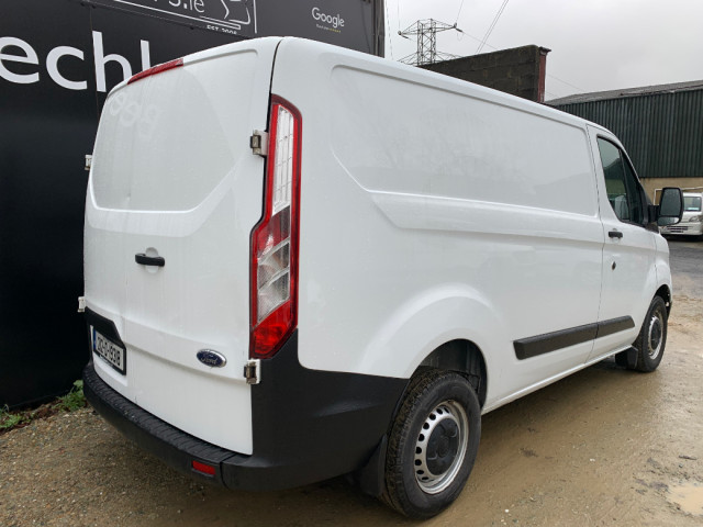Image for 2021 Ford Transit Custom 2.0 TDCI 105 PS SWB // PRICE EXCL. VAT // ONE OWNER // GREAT CONDITION // 06/26 CVRT // 