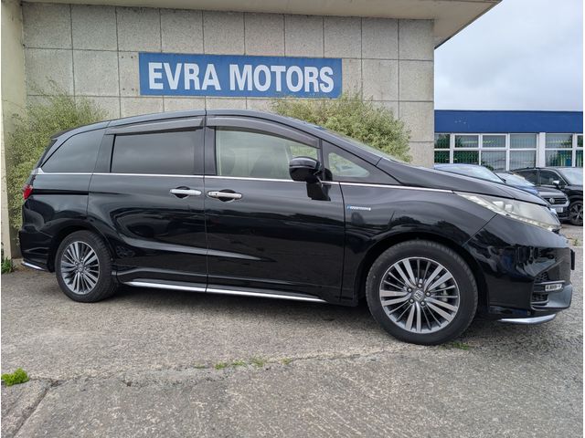 Image for 2018 Honda Odyssey ABSOLUTE 7 SEATER AUTOMATIC 2.0 HYBRID PETROL //REVERSE CAMERA//POWER SLIDING REAR DOORS//KEYLESS ENTRY//ADAPTIVE CRUISE CONTROL//