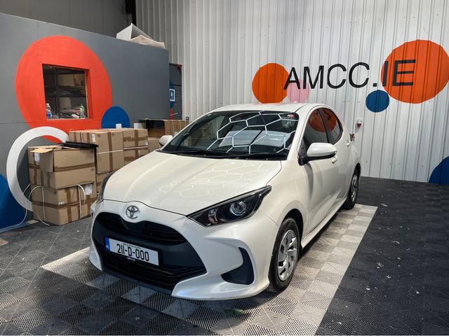 Image for 2021 Toyota Yaris 2021 TOYOTA YARIS X 1.0 AUTOMATIC / REVERSE CAMERA AND MORE