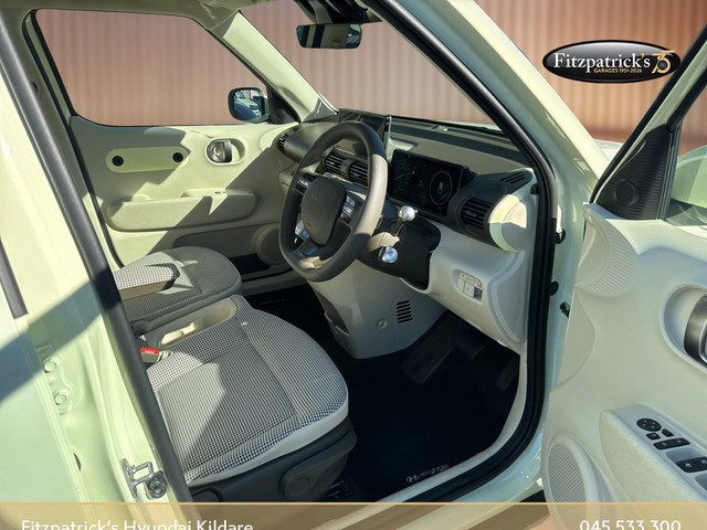 Image for 2026 Hyundai INSTER Inster Elegance 49 kW