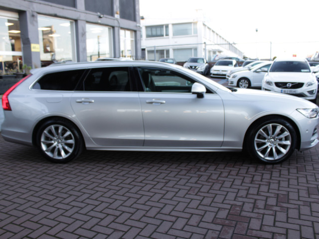 Image for 2019 Volvo V90 2.0D4 MOMENTUM LUXURY PLUS AUTOMATIC // IMMACULATE CONDITION THROUGHOUT // BUY WITH CONFIDENCE AA AND SIMI APPROVED DEALER 2025 // FINANCE ARRANGED // ALL TRADE INS WELCOME // 