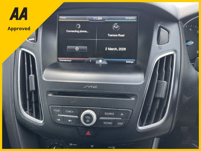 Image for 2016 Ford Focus 1.0 ECOBOOST ZETEC FREE DELIVERY 