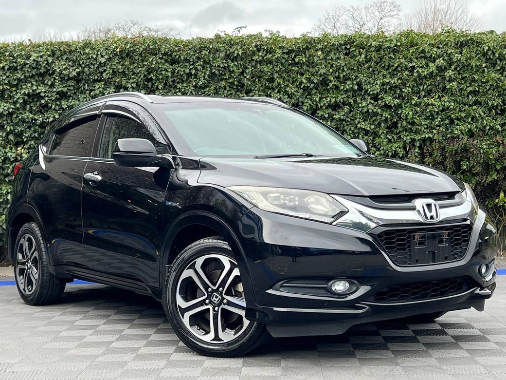 Image for 2016 Honda Vezel 1.5 HYBRID // HALF LEATHER HEATED SEATS // DIAMOND CUT ALLOYS // CRUISE CONTROL