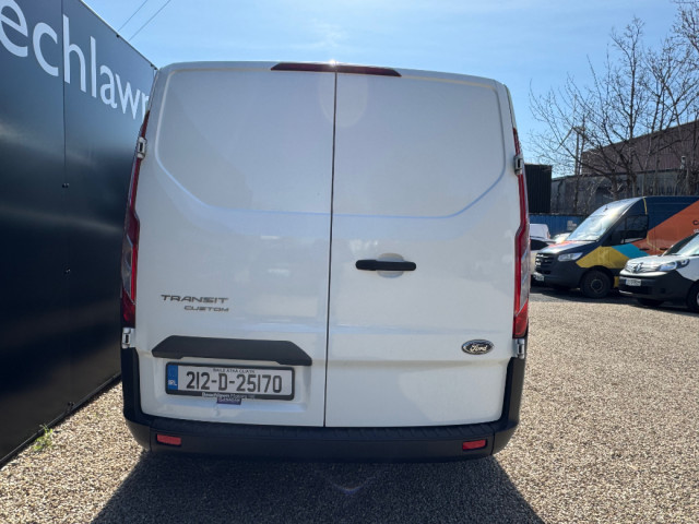 Image for 2021 Ford Transit Custom 2.0 TDCI SWB // PRICE EXCL. VAT // ONE OWNER // FUL FORD SERVICE HISTORY // 11/26 CVRT // 130K KMS //