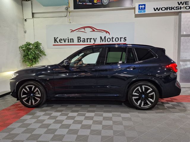 Image for 2022 BMW iX3 M SPORT (PAN ROOF / OYSTER LEATHER) AUTOMATIC **ONE OWNER / APPLE CARPLAY / DRIVING ASSIST PRO / ELECTRIC BOOTLID / ELECTRIC SUNROOF / HEATED STEERING WHEEL / SAT NAV / REVERSE CAMERA**