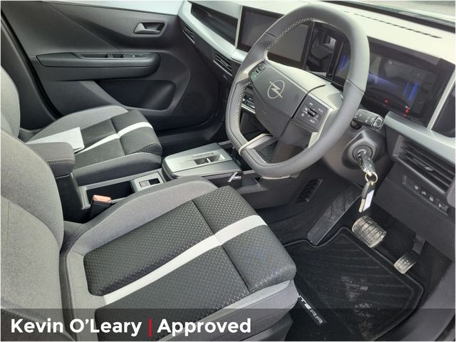 Image for 2026 Opel Frontera 1.2 110 Elegance Hybrid