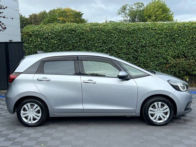 Image for 2021 Honda Fit 1.2 HYBRID AUTO // REVERSE CAMERA // DIGITAL CLUSTER // LANE ASSIST