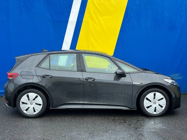 Image for 2021 Volkswagen ID.3 PRO LIFE 58KWH // DIGITAL CLUSTER // APPLE CARPLAY/ANDROID AUTO // ADAPTIVE CRUISE CONTROL
