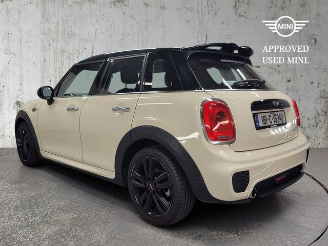 Image for 2018 Mini Cooper 5-Door Cooper