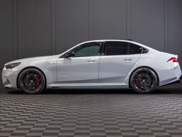 Image for 2025 BMW M5 (G90)