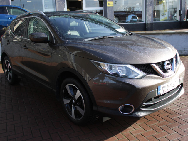 Image for 2017 Nissan Qashqai 1.2 SV PREMIUM EDITION 5DR ESTATE // STUNNING CAR WITH ONLY 77, 000 KMS // BUY WITH CONFIDENCE AA AND SIMI APPROVED DEALER 2026 // FINANCE ARRANGED // ALL TRADE INS WELCOME //