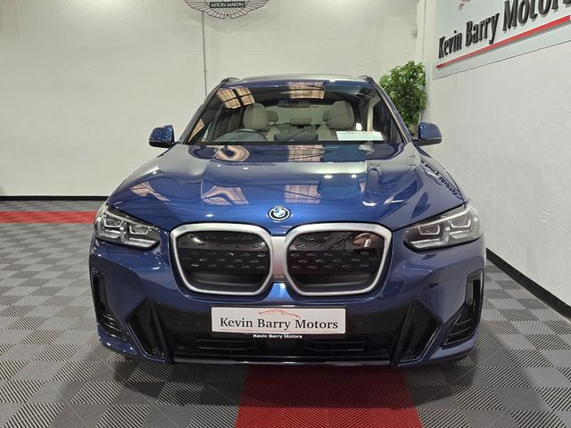 Image for 2022 BMW iX3 M SPORT (PAN ROOF / OYSTER LEATHER) AUTOMATIC **ONE OWNER / APPLE CARPLAY / DRIVING ASSIST PRO / ELECTRIC BOOTLID / ELECTRIC SUNROOF / HEATED STEERING WHEEL / SAT NAV / REVERSE CAMERA**